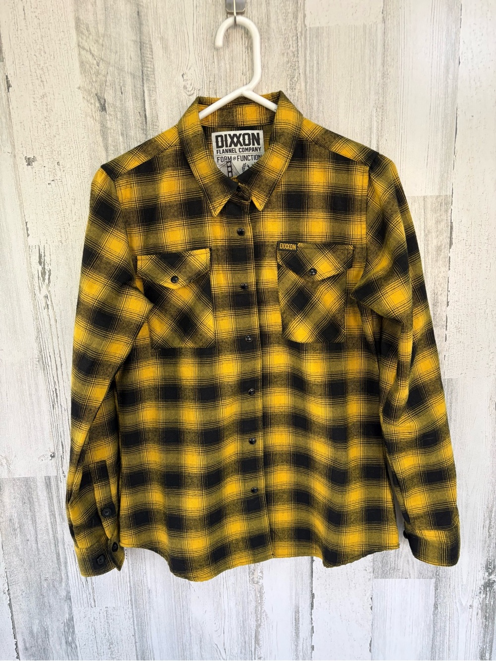 DIXXON Flannel Co Women’s Size Medium 13th Anniversary Snap Close Flannel Shirt